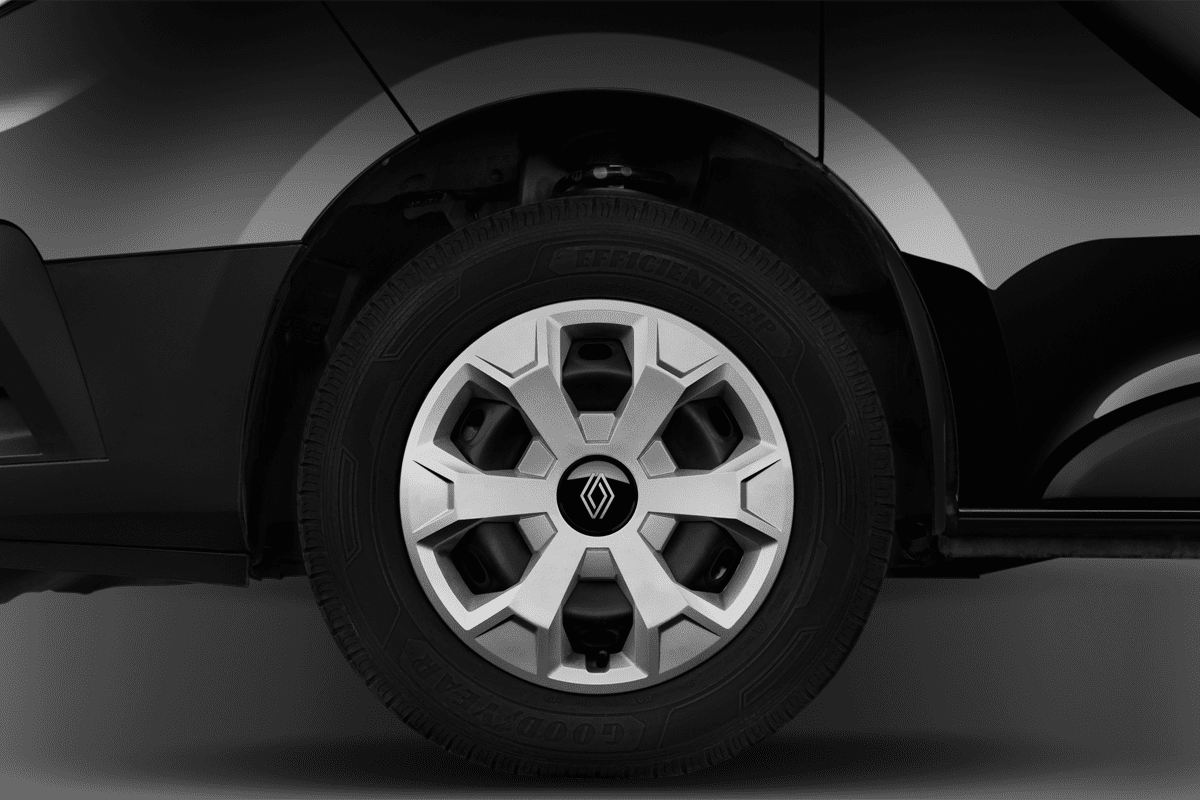 Radkappe oder Felge eines Renault Trafic Kombi