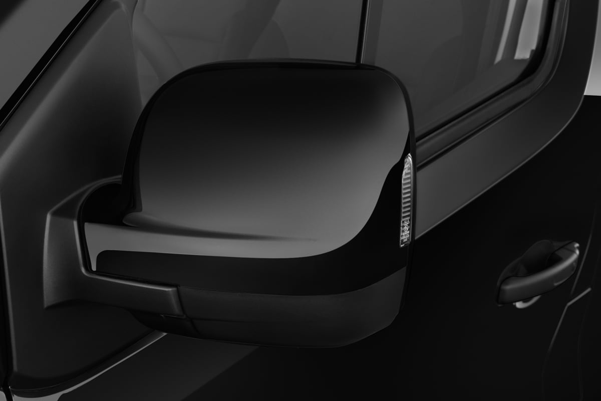 Rückspiegel eines Renault Trafic Normal Kastenwagen 