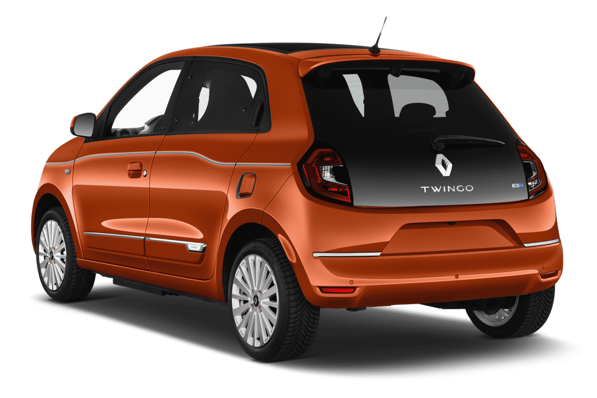 Schräge Heckansicht eines Renault Twingo E-Tech, freigestellt