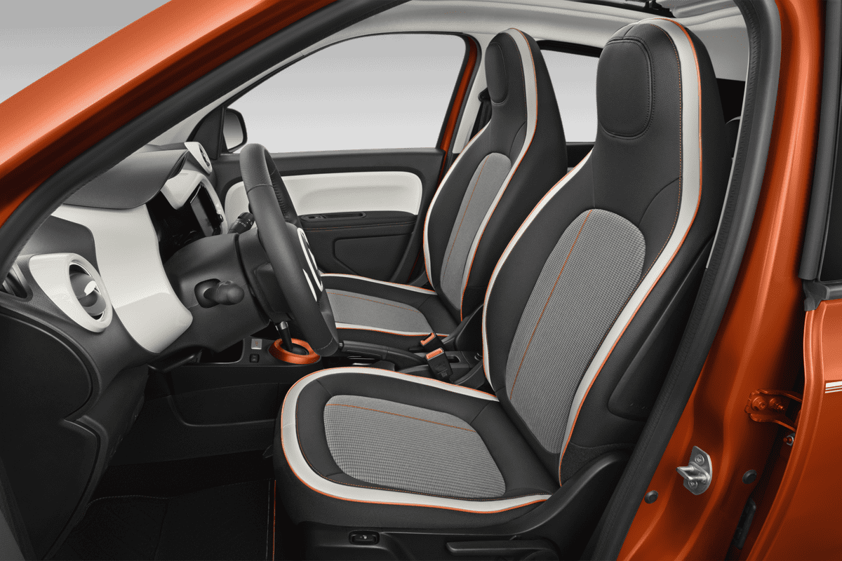 Vordersitze eines Renault Twingo E-Tech