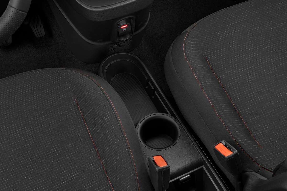 Schaltknüppel eines Renault Twingo E-Tech (KI-generiert)