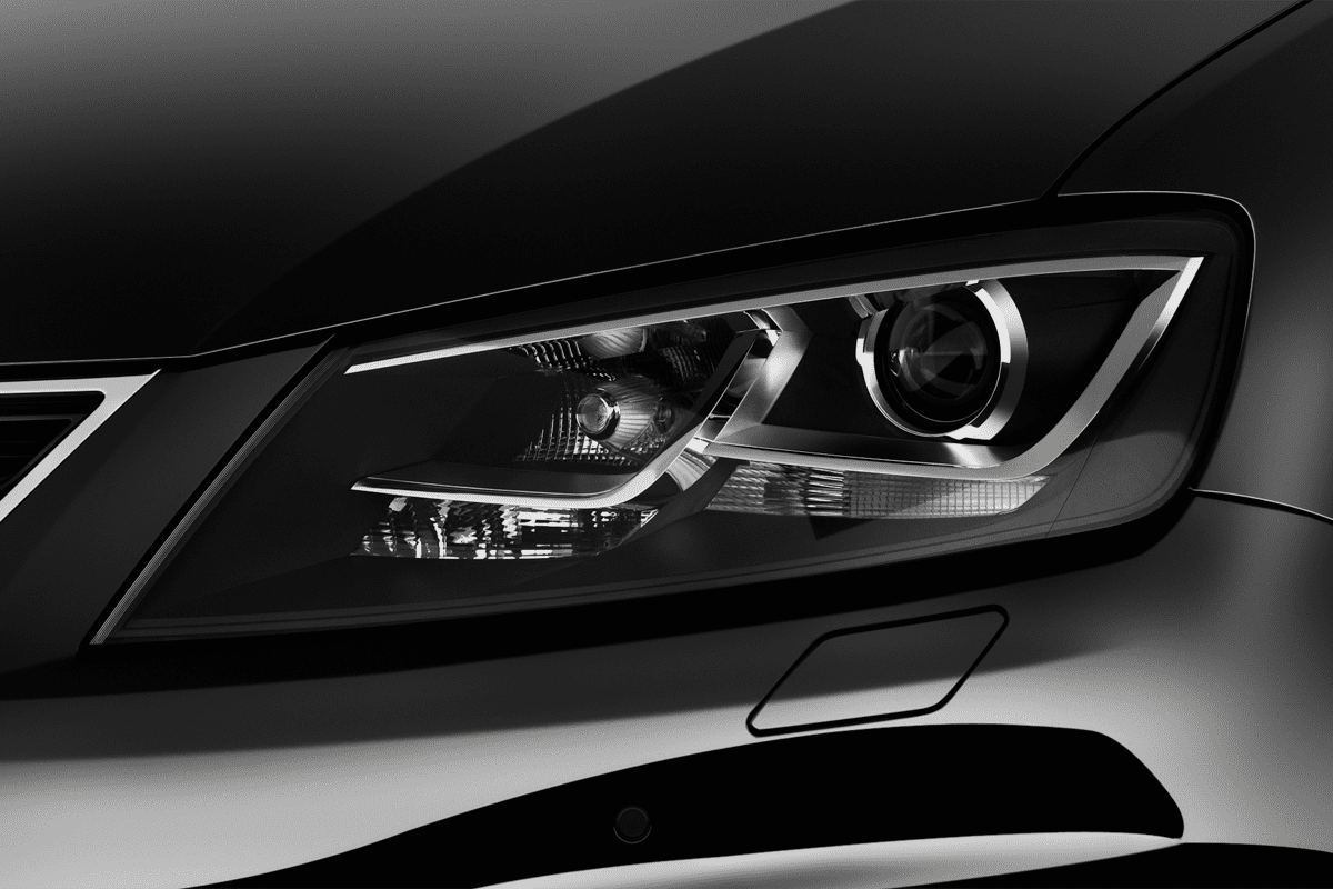 Frontscheinwerfer eines Seat Alhambra