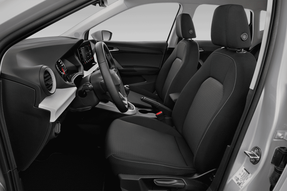 Vordersitze eines Seat Arona Road Edition