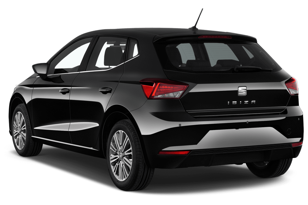 Schräge Heckansicht eines Seat Ibiza Black Edition, freigestellt