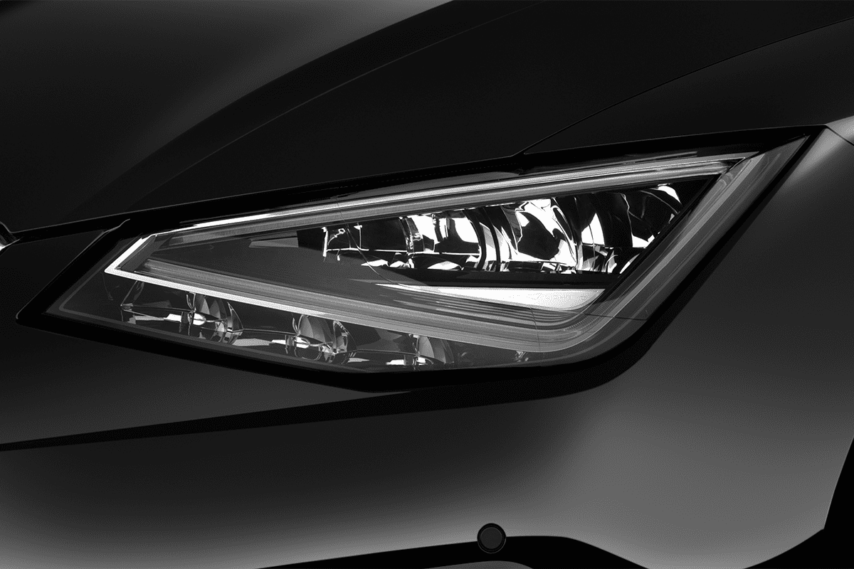 Frontscheinwerfer eines Seat Ibiza Black Edition