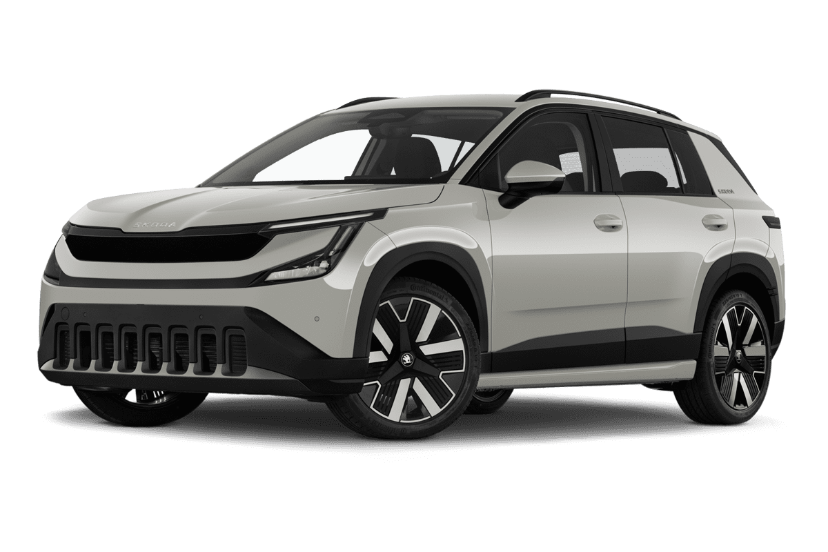Tiefe, schräge Heckansicht eines Skoda Epiq , freigestellt