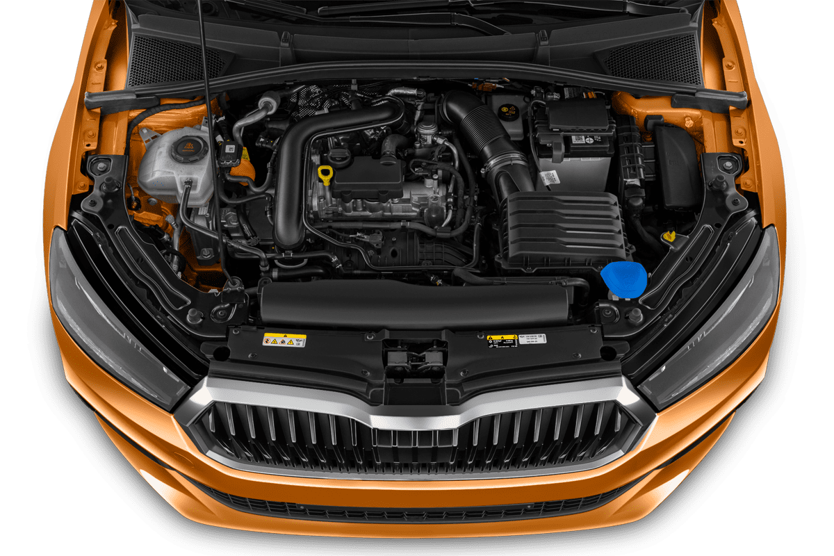 Motorraum eines Skoda Fabia Limousine