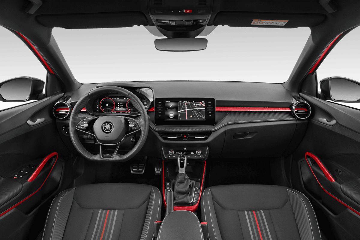 Armaturenbrett eines Skoda Fabia Limousine Drive