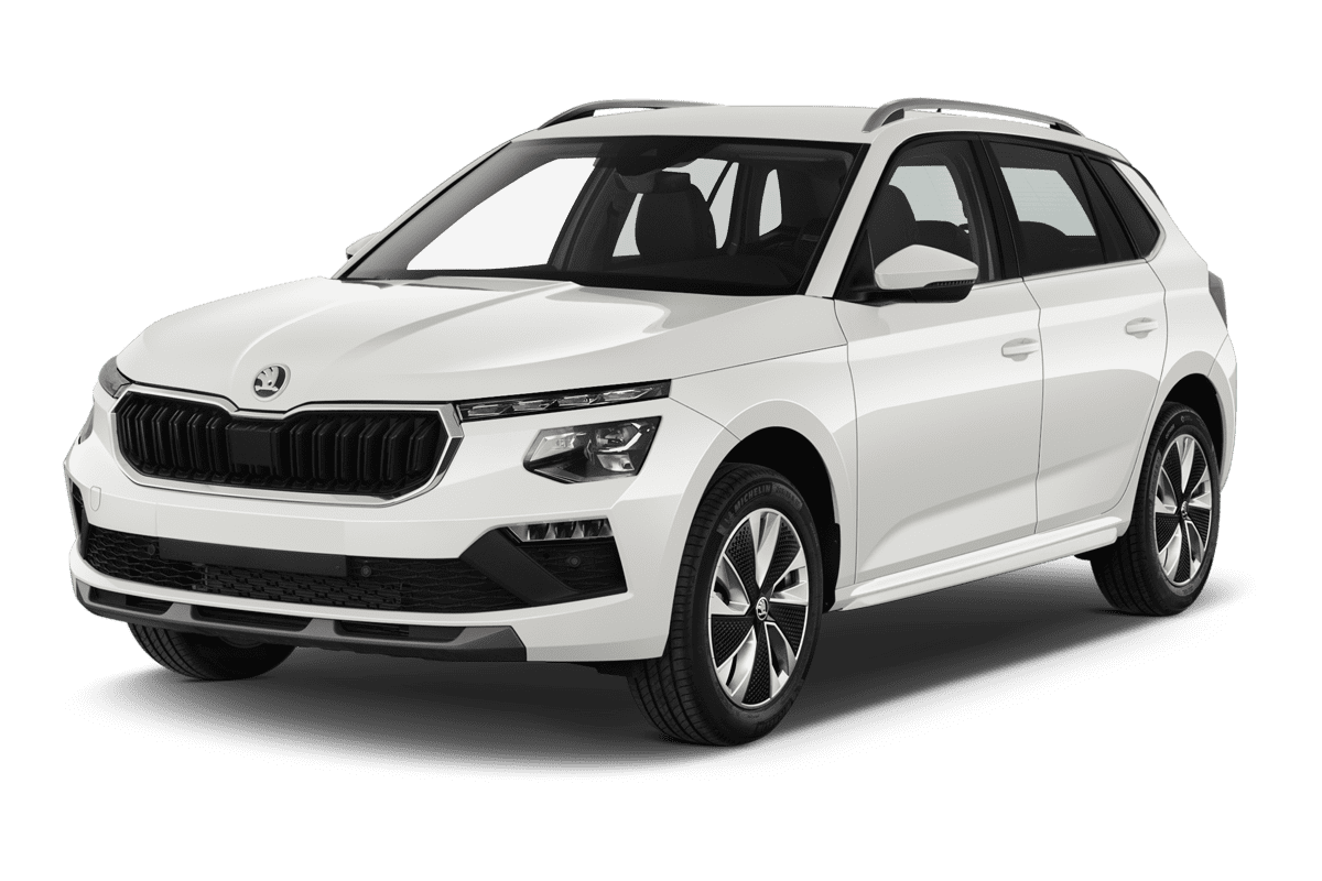 Schräge Frontansicht eines Skoda Kamiq, freigestellt