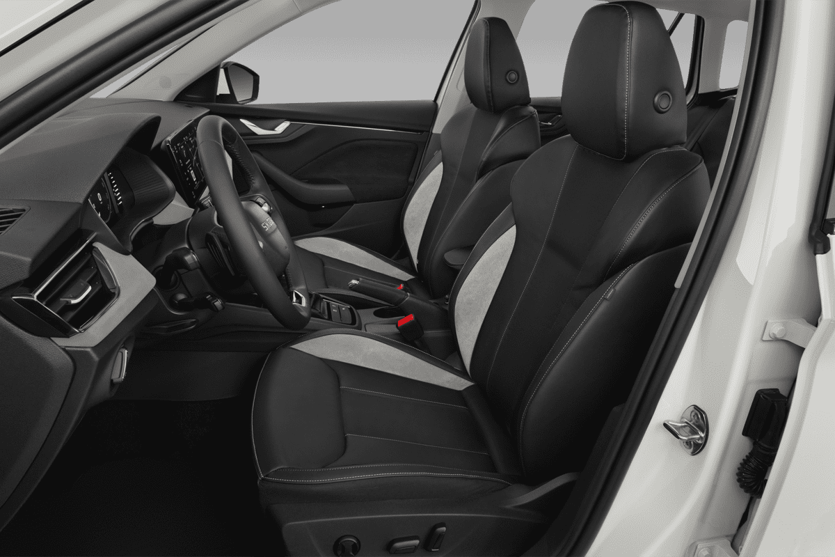 Vordersitze eines Skoda Kamiq