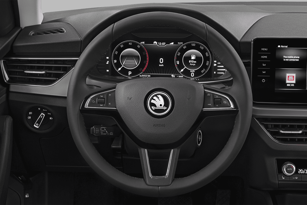 Lenkrad eines Skoda Kamiq Tour