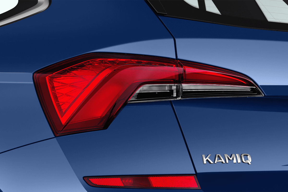 Heckleuchten eines Skoda Kamiq Tour