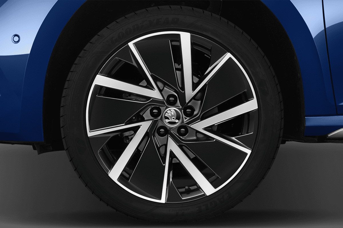 Radkappe oder Felge eines Skoda Kamiq Tour