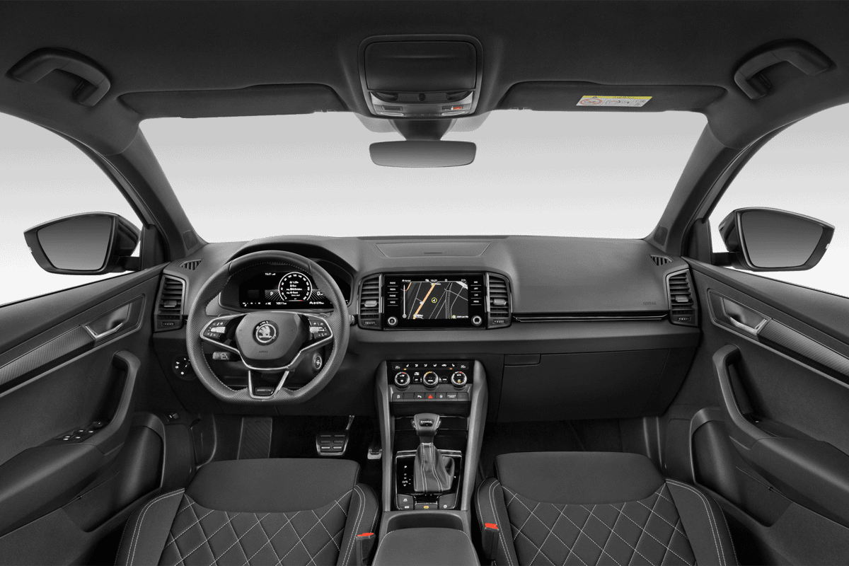 Armaturenbrett eines Skoda Karoq Sportline