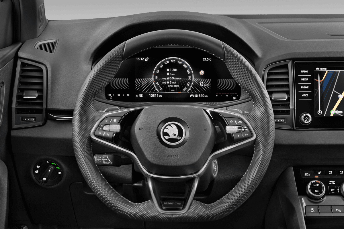 Lenkrad eines Skoda Karoq Sportline