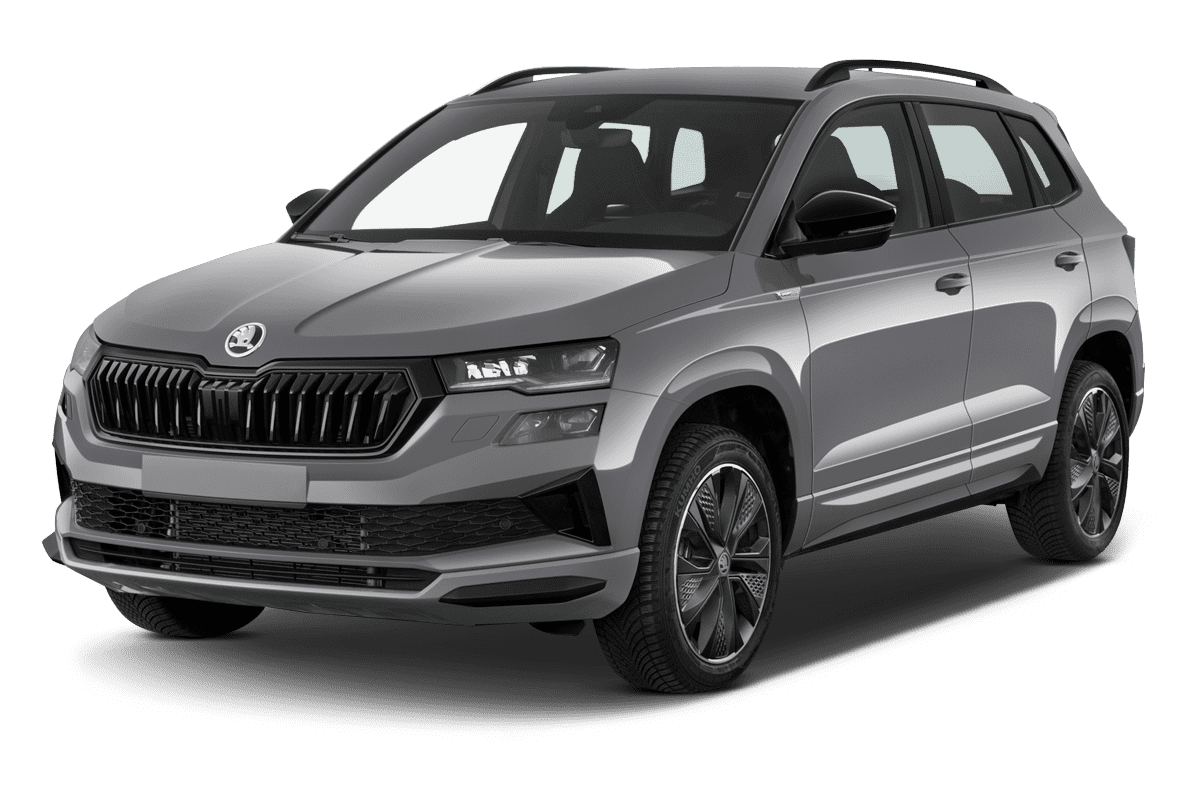 Schräge Frontansicht eines Skoda Karoq, freigestellt