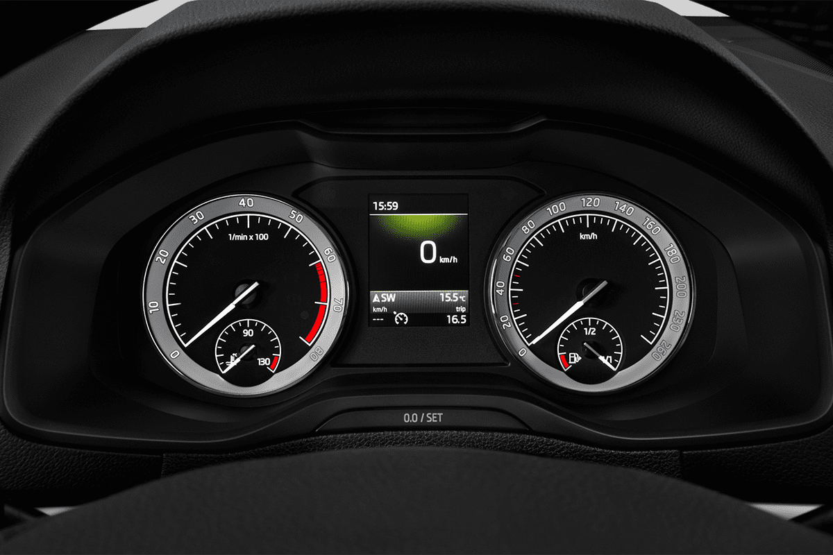 Kombiinstrument eines Skoda Karoq Drive 125