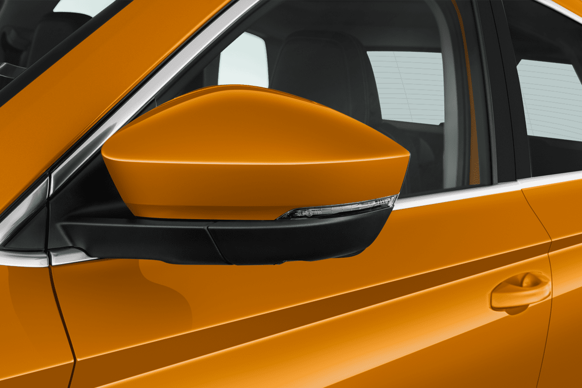 Rückspiegel eines Skoda Karoq Drive