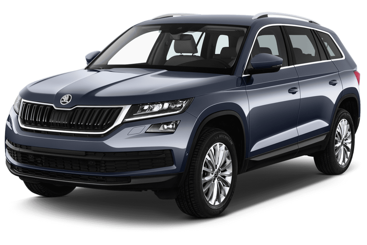 Schräge Frontansicht eines Skoda Kodiaq Drive 125, freigestellt