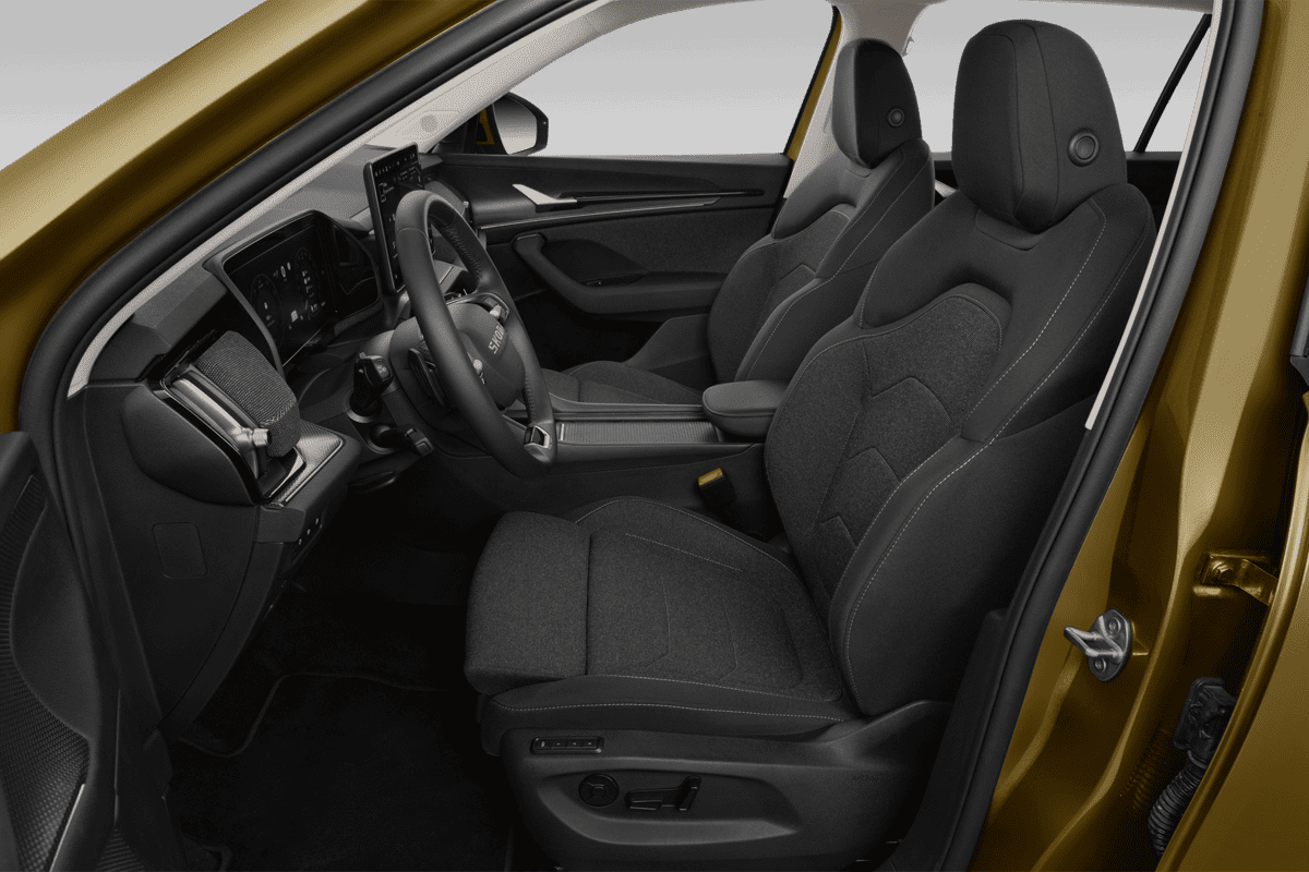 Vordersitze eines Skoda Kodiaq Plug-in-Hybrid