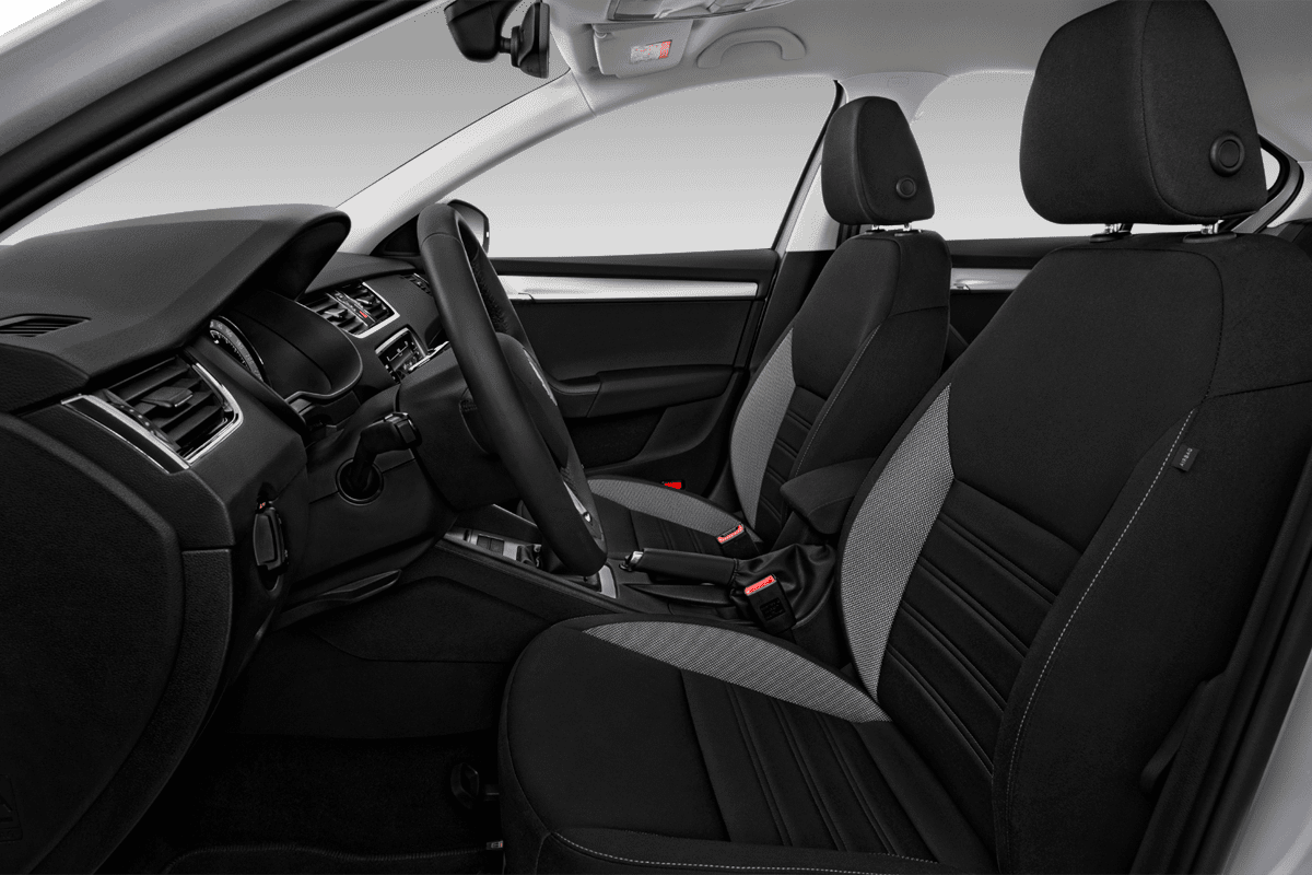 Vordersitze eines Skoda Octavia Limousine iV