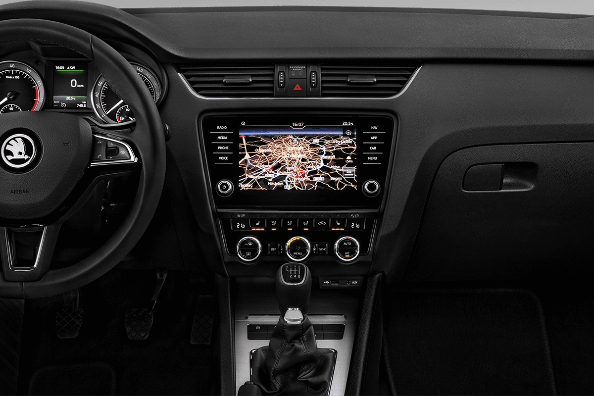 Mittelkonsole eines Skoda Octavia Limousine iV