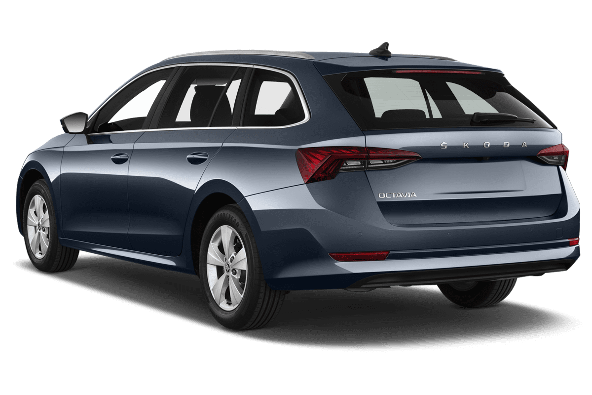 Schräge Heckansicht eines Skoda Octavia Limousine Scout (neues Modell), freigestellt