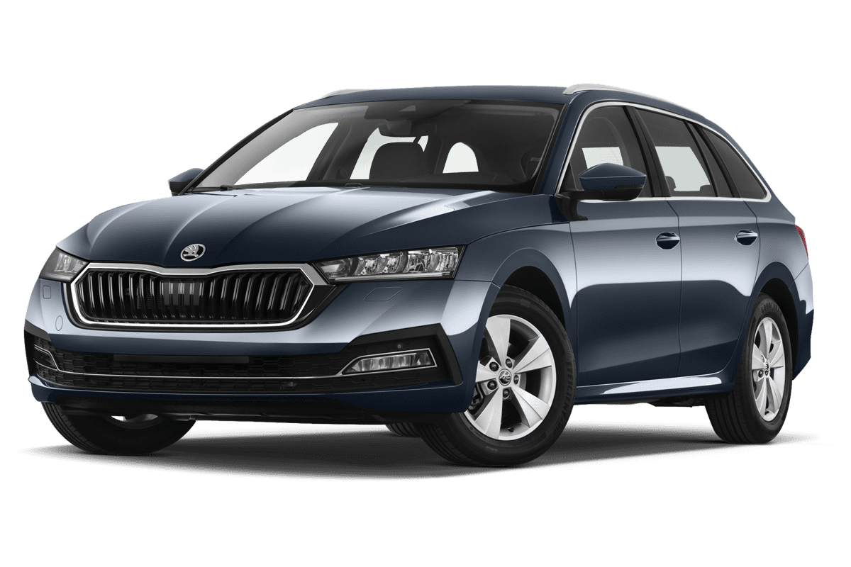 Tiefe, schräge Heckansicht eines Skoda Octavia Limousine Scout (neues Modell), freigestellt