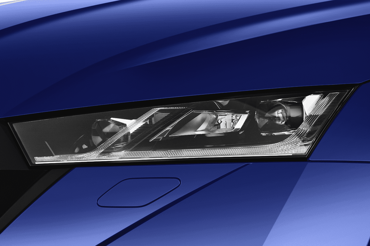 Frontscheinwerfer eines Skoda Octavia Combi RS