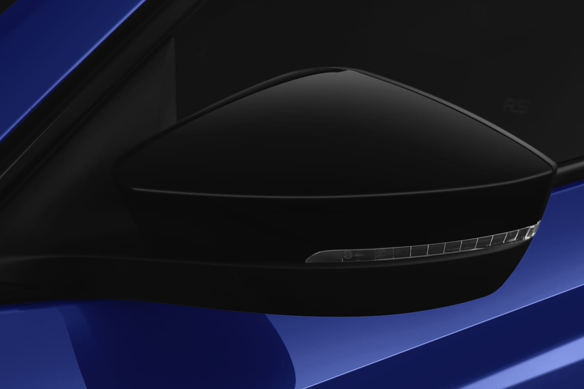 Rückspiegel eines Skoda Octavia Combi RS