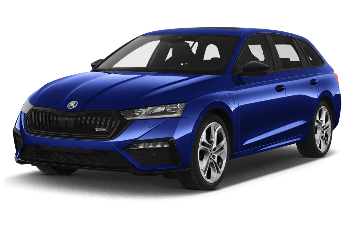 Schräge Frontansicht eines Skoda Octavia Combi RS iV, freigestellt