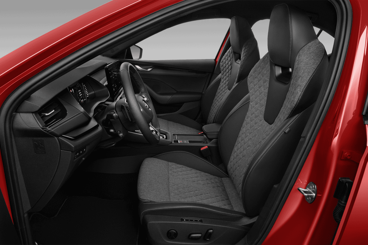 Vordersitze eines Skoda Octavia Limousine