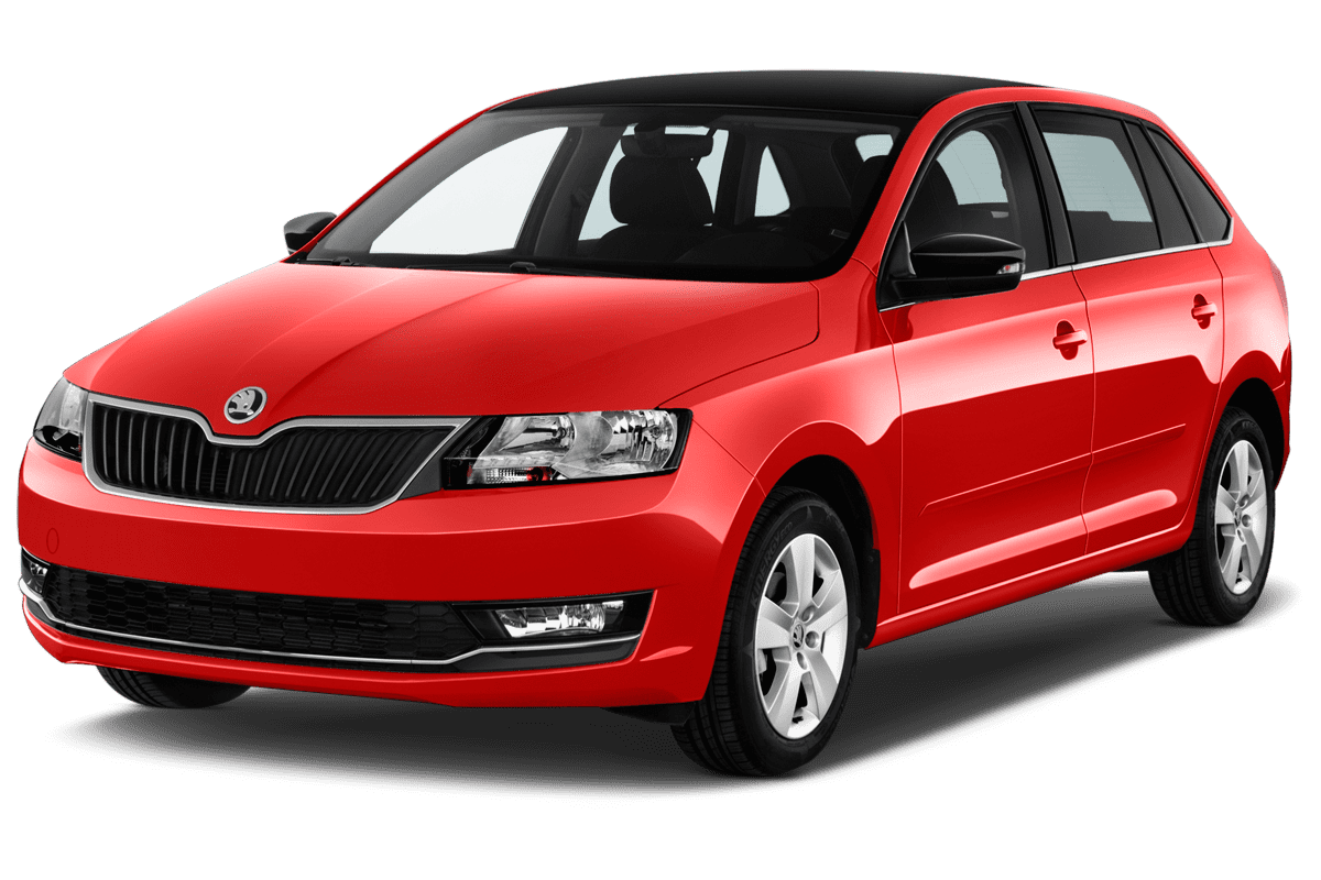 Schräge Frontansicht eines Skoda Rapid Spaceback, freigestellt