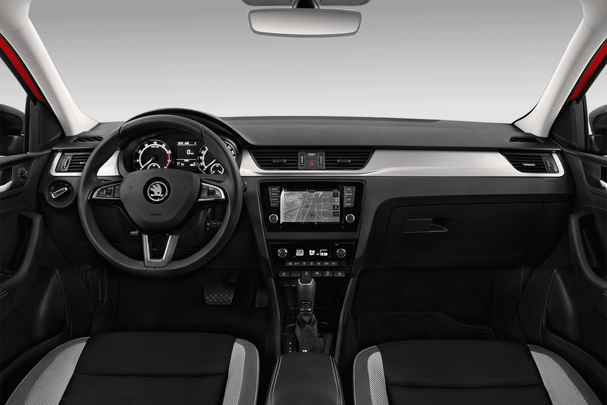 Armaturenbrett eines Skoda Rapid Spaceback