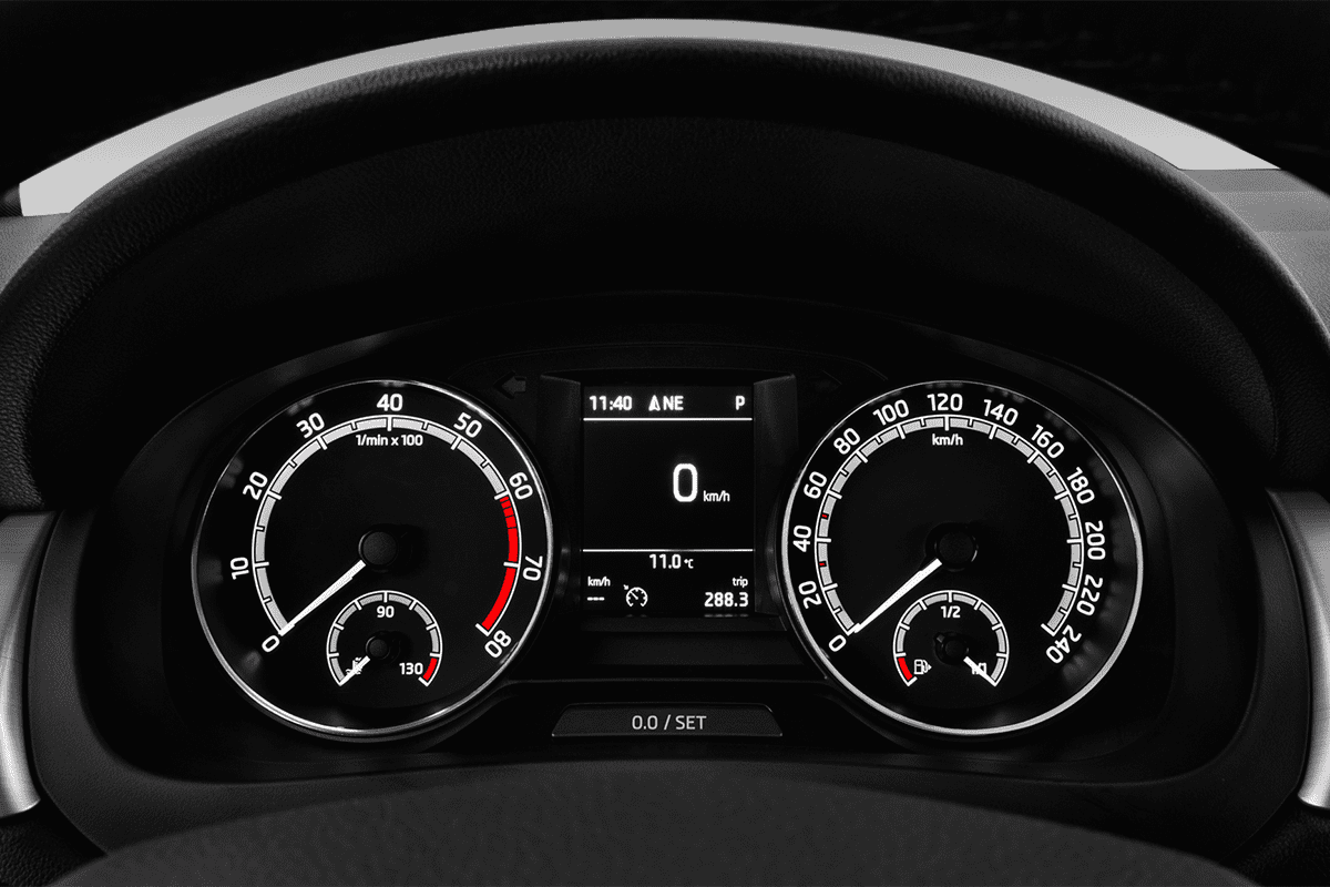 Kombiinstrument eines Skoda Rapid Spaceback