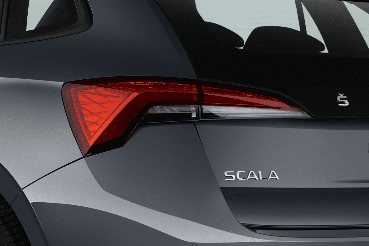 Heckleuchten eines Skoda Scala Drive