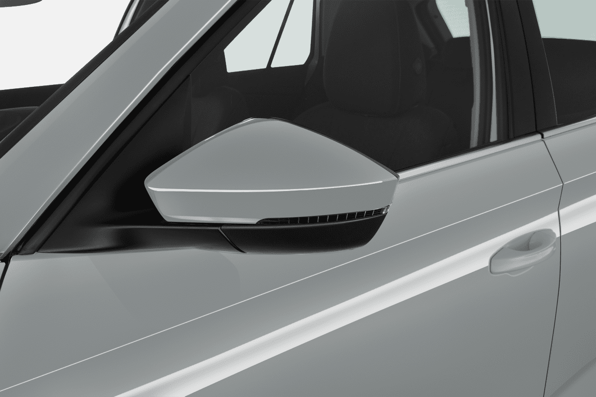 Rückspiegel eines Skoda Scala