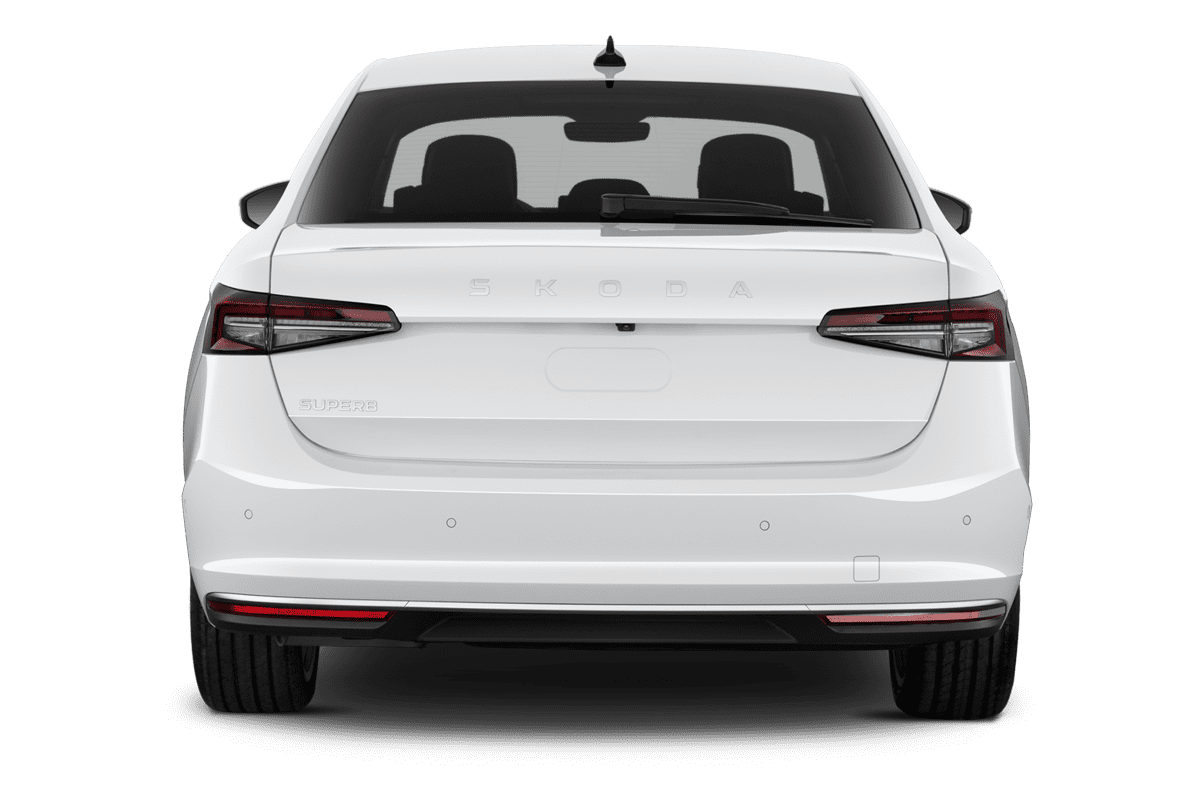 Heckansicht eines Skoda Superb