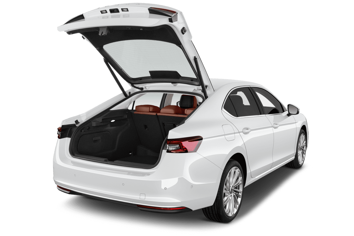 Kofferraum eines Skoda Superb