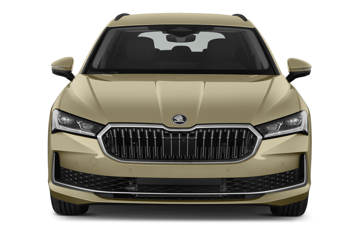 Frontansicht eines Skoda Superb Combi, freigestellt