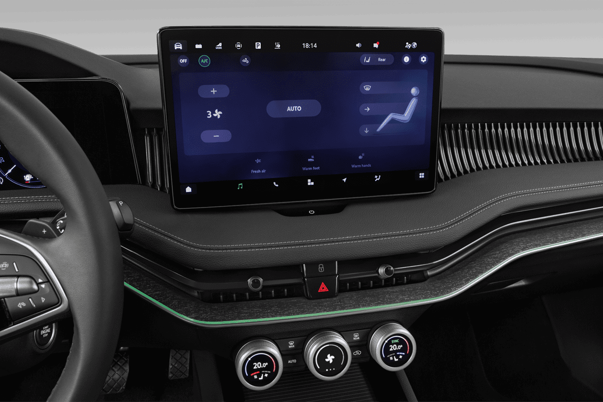 Klimasteuerung eines Skoda Superb Combi iV 