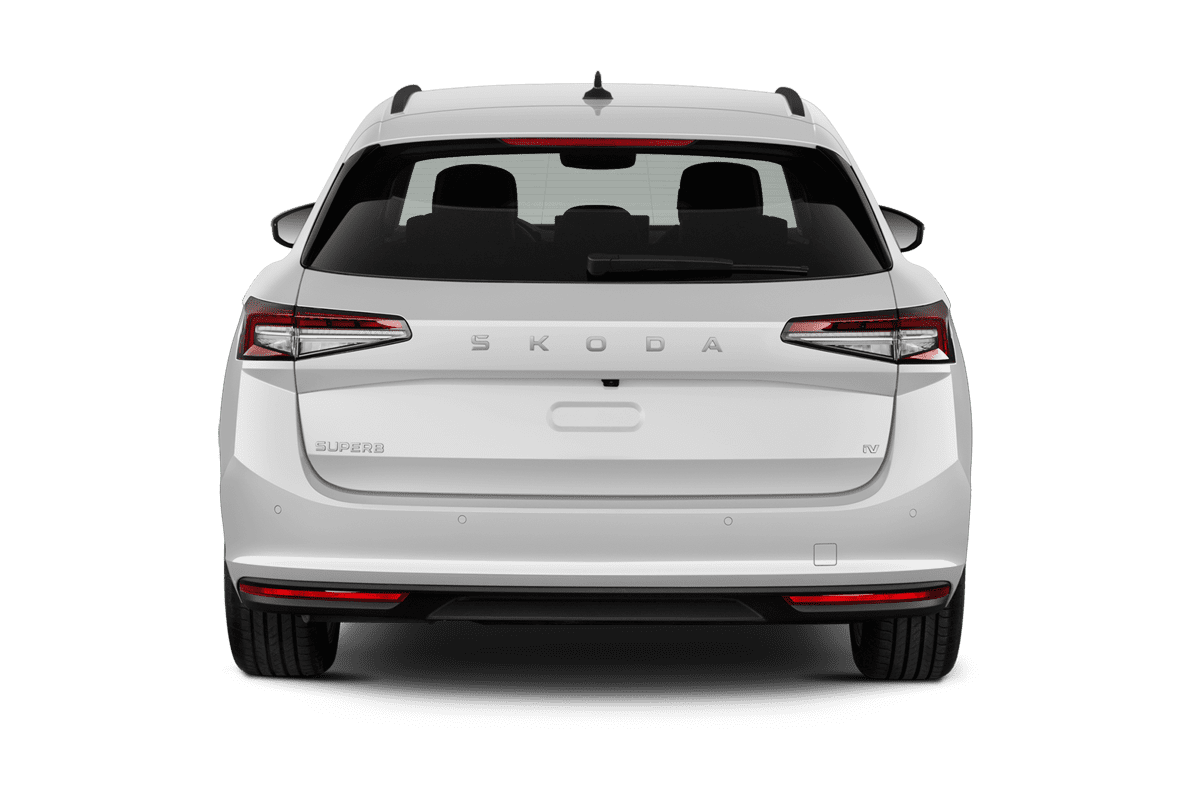 Heckansicht eines Skoda Superb Combi