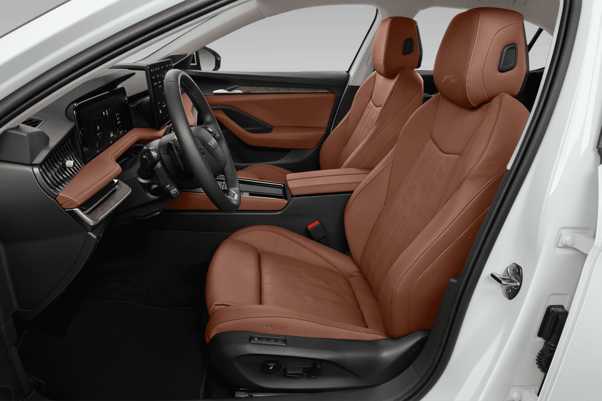 Vordersitze eines Skoda Superb 