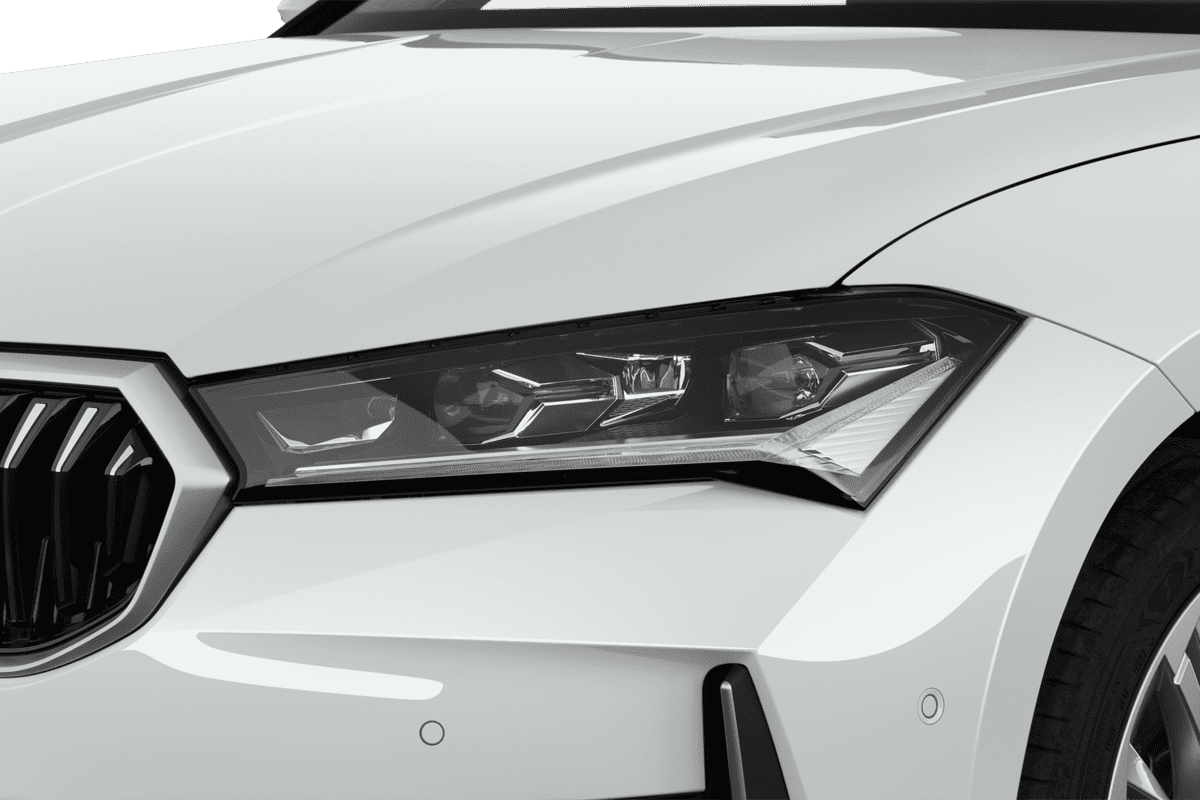 Frontscheinwerfer eines Skoda Superb 