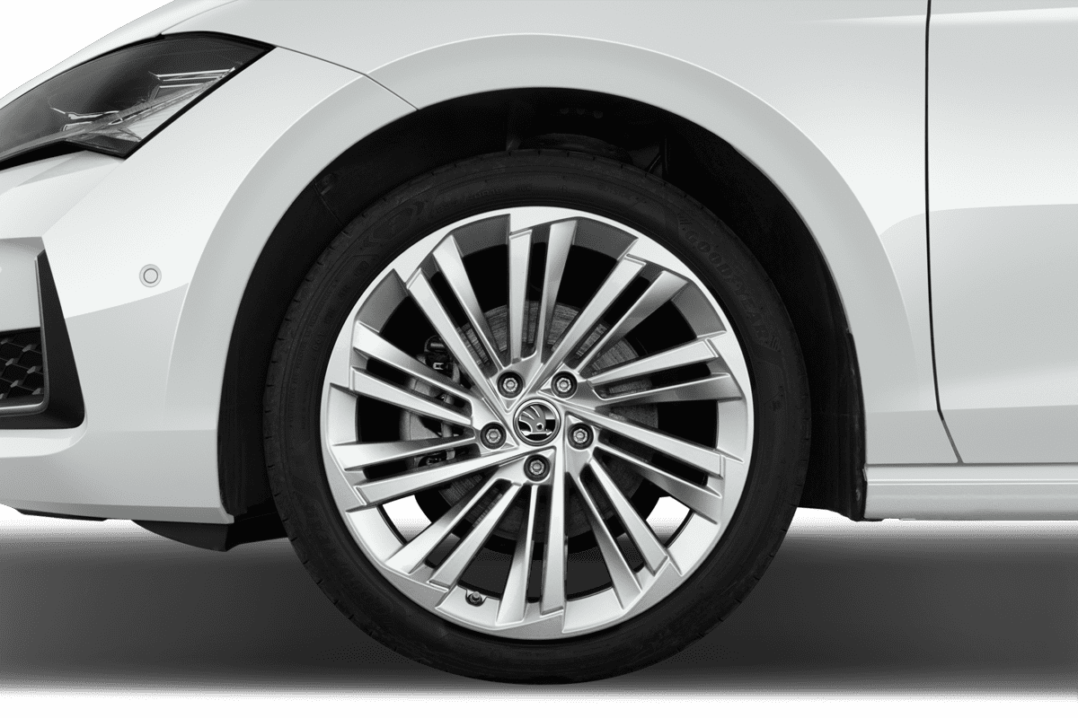 Radkappe oder Felge eines Skoda Superb 