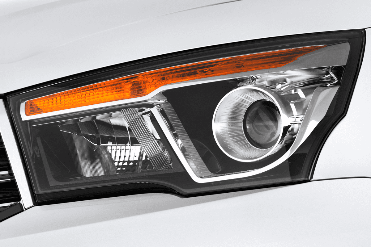 Frontscheinwerfer eines Ssangyong Rodius