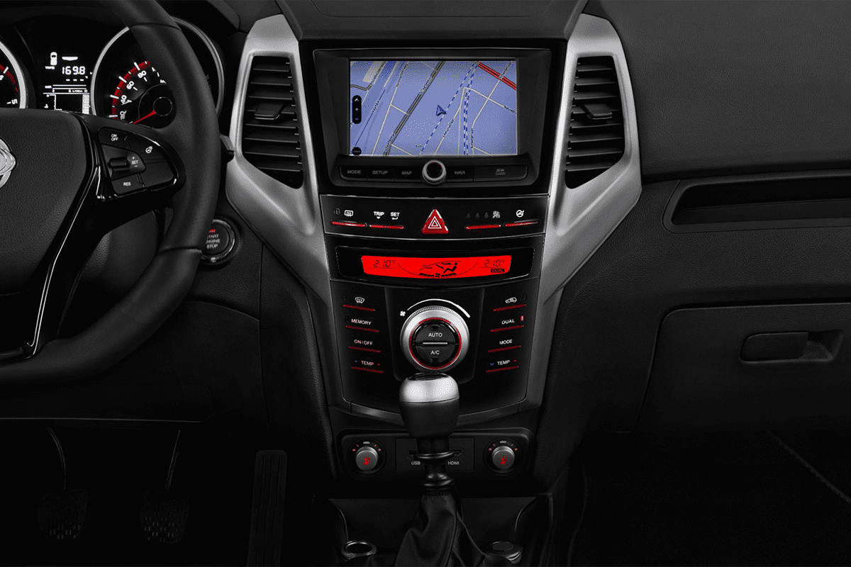 Mittelkonsole eines Ssangyong XLV