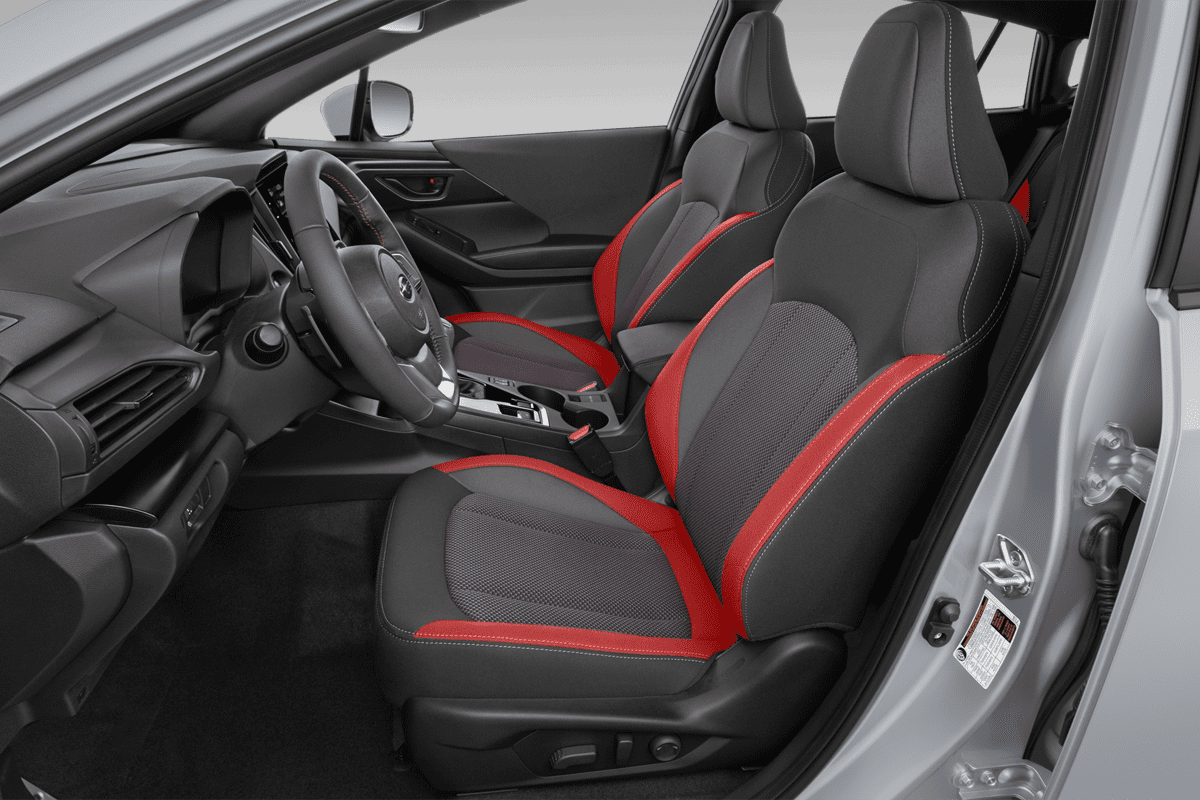 Vordersitze eines Subaru Impreza