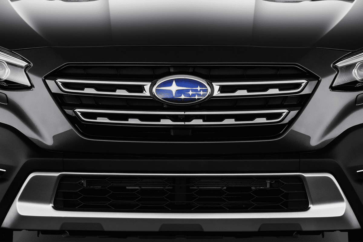 Kühlergrill eines Subaru Outback