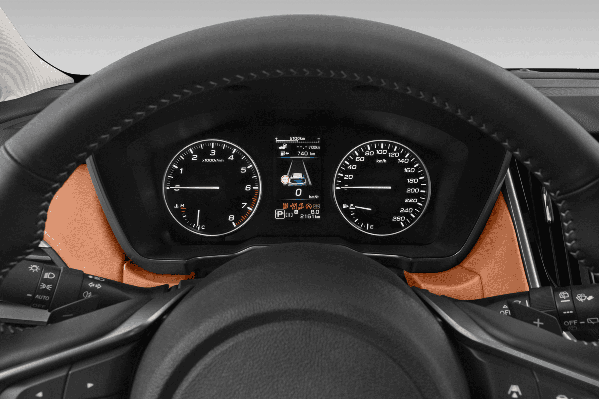 Kombiinstrument eines Subaru Outback